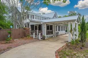 54 Plateau Ave, Defuniak Springs, FL 32435 - Photo 1