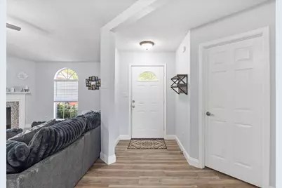 5732 Dove Drive, Pace, FL 32571 - Photo 4