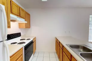 1855 Norwood Ct, Fort Walton Beach, FL 32548 - Photo 4