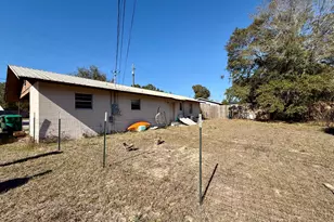 780 Shoemaker Dr, Defuniak Springs, FL 32433 - Photo 2