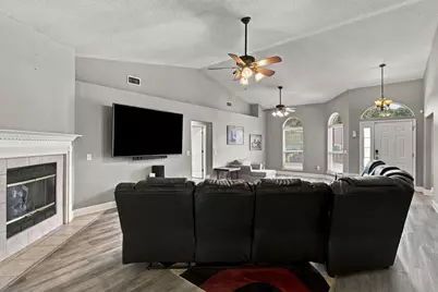 658 Territory Lane, Crestview, FL 32536 - Photo 10