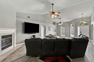 658 Territory Ln, Crestview, FL 32536 - Photo 10
