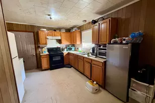 434 N 1st St, Defuniak Springs, FL 32433 - Photo 8