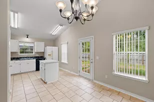 434 Pristine Water Ln, Mary Esther, FL 32569 - Photo 14
