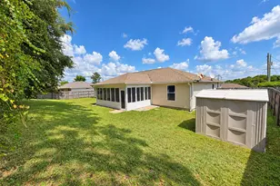 247 Trish Dr, Crestview, FL 32536 - Photo 4