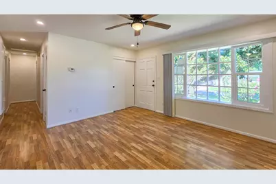 371 NW Oakland Circle, Fort Walton Beach, FL 32548 - Photo 2