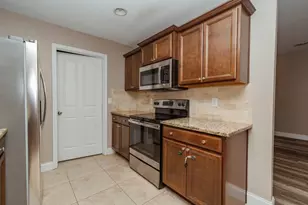 401 E Field Ave, Crestview, FL 32539 - Photo 12