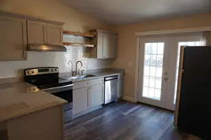 811 Airport Rd, Destin, FL 32541 - Photo 2