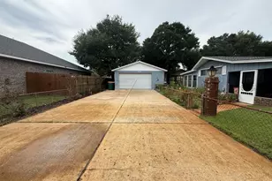494 Aleta Ave, Mary Esther, FL 32569 - Photo 2