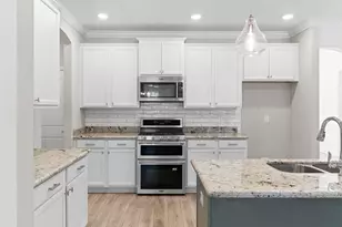 402 Sweet Tea Ln, Freeport, FL 32439 - Photo 8
