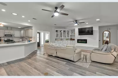 103 SE Walkedge Drive, Fort Walton Beach, FL 32548 - Photo 2