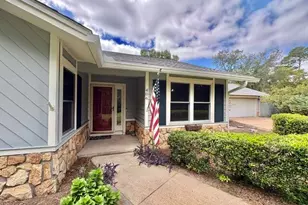 406 Greenwood Way, Niceville, FL 32578 - Photo 6