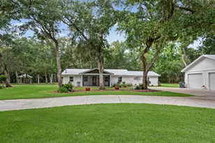 362 Red Barn Rd, Freeport, FL 32439 - Photo 1