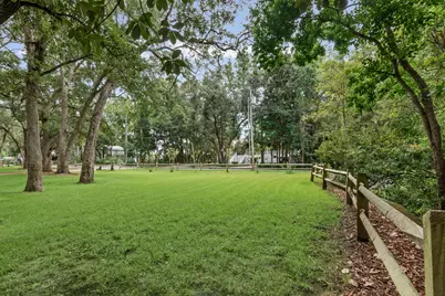 362 Red Barn Road, Freeport, FL 32439 - Photo 10