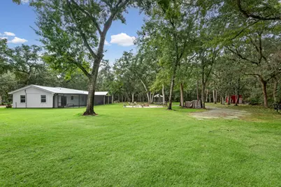 362 Red Barn Road, Freeport, FL 32439 - Photo 6