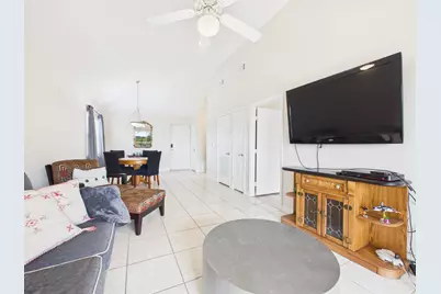 4276 Calinda Lane #APT 158, Niceville, FL 32578 - Photo 10