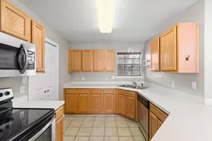 950 Pacific Silver Ct, Fort Walton Beach, FL 32547 - Photo 16