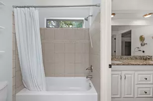 1090 5th Ave, Shalimar, FL 32579 - Photo 30