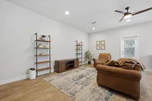 8737 Brown Pelican Cir, Navarre, FL 32566 - Photo 10