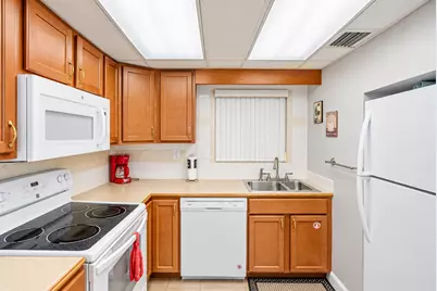 9850 S Thomas Drive #UNIT 1006E, Panama City Beach, FL 32408 - Photo 18