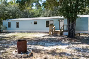 74 Maple St, Freeport, FL 32439 - Photo 4