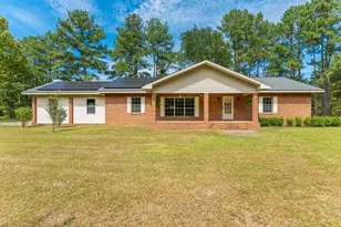 727 Wrights Creek Rd, Caryville, FL 32427 - Photo 1