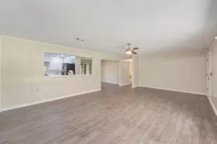 727 Wrights Creek Rd, Caryville, FL 32427 - Photo 14
