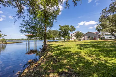 115 Old Oak Road, Freeport, FL 32439 - Photo 2