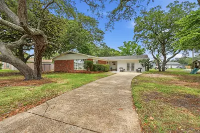 233 NW Pleasant Street, Fort Walton Beach, FL 32548 - Photo 6