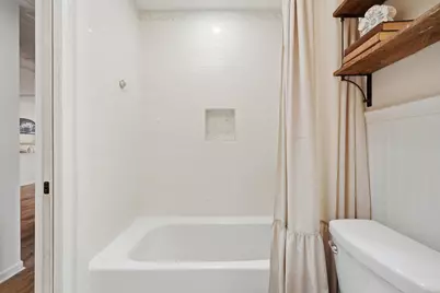233 NW Pleasant Street, Fort Walton Beach, FL 32548 - Photo 28