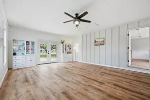 233 NW Pleasant St, Fort Walton Beach, FL 32548 - Photo 30