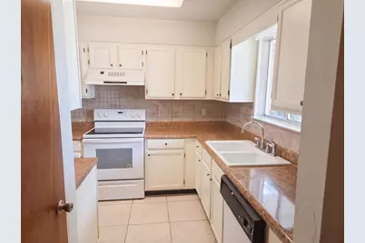 2 NW Cinderella Lane #A, Fort Walton Beach, FL 32547 - Photo 2