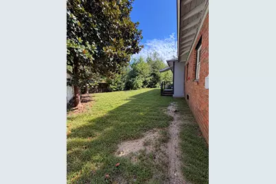 6668 Maple Street, Milton, FL 32570 - Photo 16