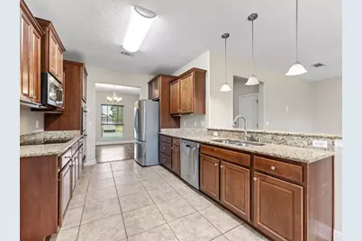 3060 Crown Creek Circle, Crestview, FL 32539 - Photo 10