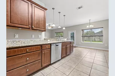 3060 Crown Creek Circle, Crestview, FL 32539 - Photo 12
