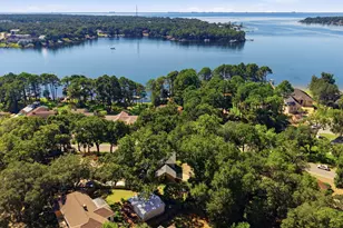 2422 Edgewater Dr, Niceville, FL 32578 - Photo 80
