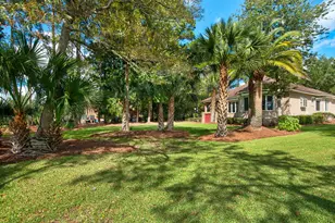 2422 Edgewater Dr, Niceville, FL 32578 - Photo 84