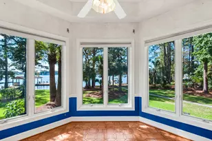 2422 Edgewater Dr, Niceville, FL 32578 - Photo 28