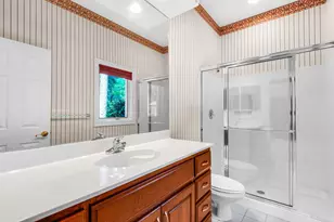 2422 Edgewater Dr, Niceville, FL 32578 - Photo 52