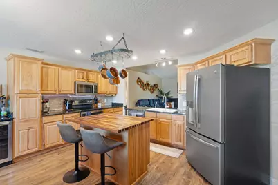 2073 Bella Breeze Court, Navarre, FL 32566 - Photo 14