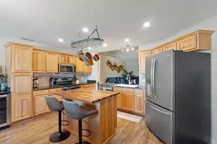 2073 Bella Breeze Ct, Navarre, FL 32566 - Photo 14