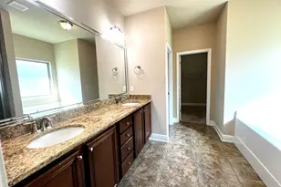 243 Paradise Palm Cir, Crestview, FL 32536 - Photo 10