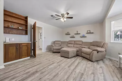 631 Manchester Road, Fort Walton Beach, FL 32547 - Photo 6