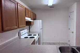 64 7th Ave, Shalimar, FL 32579 - Photo 6
