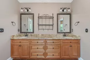 6450 Amanda Ct, Crestview, FL 32536 - Photo 20