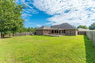 6450 Amanda Ct, Crestview, FL 32536 - Photo 2