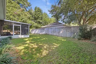 310 Brannon Ct, Crestview, FL 32539 - Photo 34