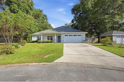 310 Brannon Court, Crestview, FL 32539 - Photo 2