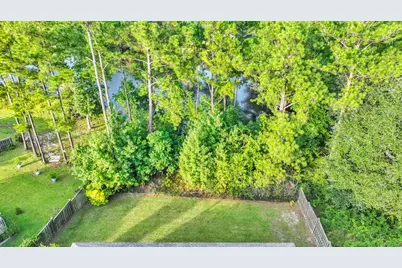 330 Marquis Way, Freeport, FL 32439 - Photo 2