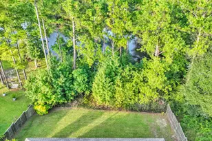 330 Marquis Wy, Freeport, FL 32439 - Photo 2
